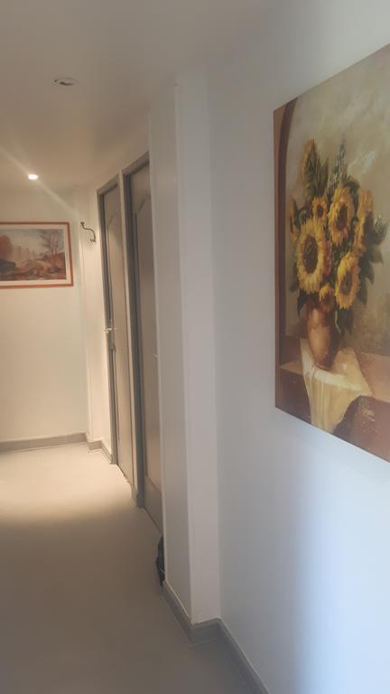 Residence V-Hugo Montfermeil Dış mekan fotoğraf